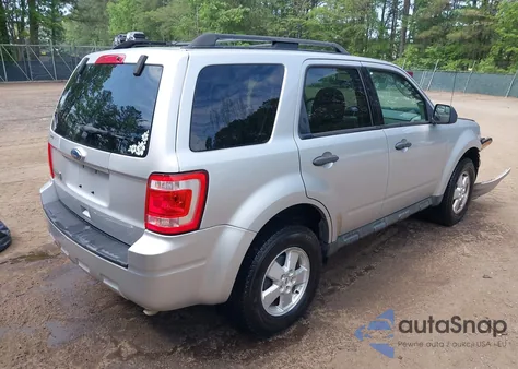 2010 Ford Escape Xlt from USA, damaged, VIN 1FMCU0D77AKB01921